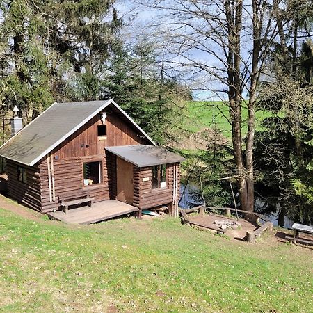 Srub Na Svahu Sjezdovky V Radvanicich Radvanice  Exterior foto