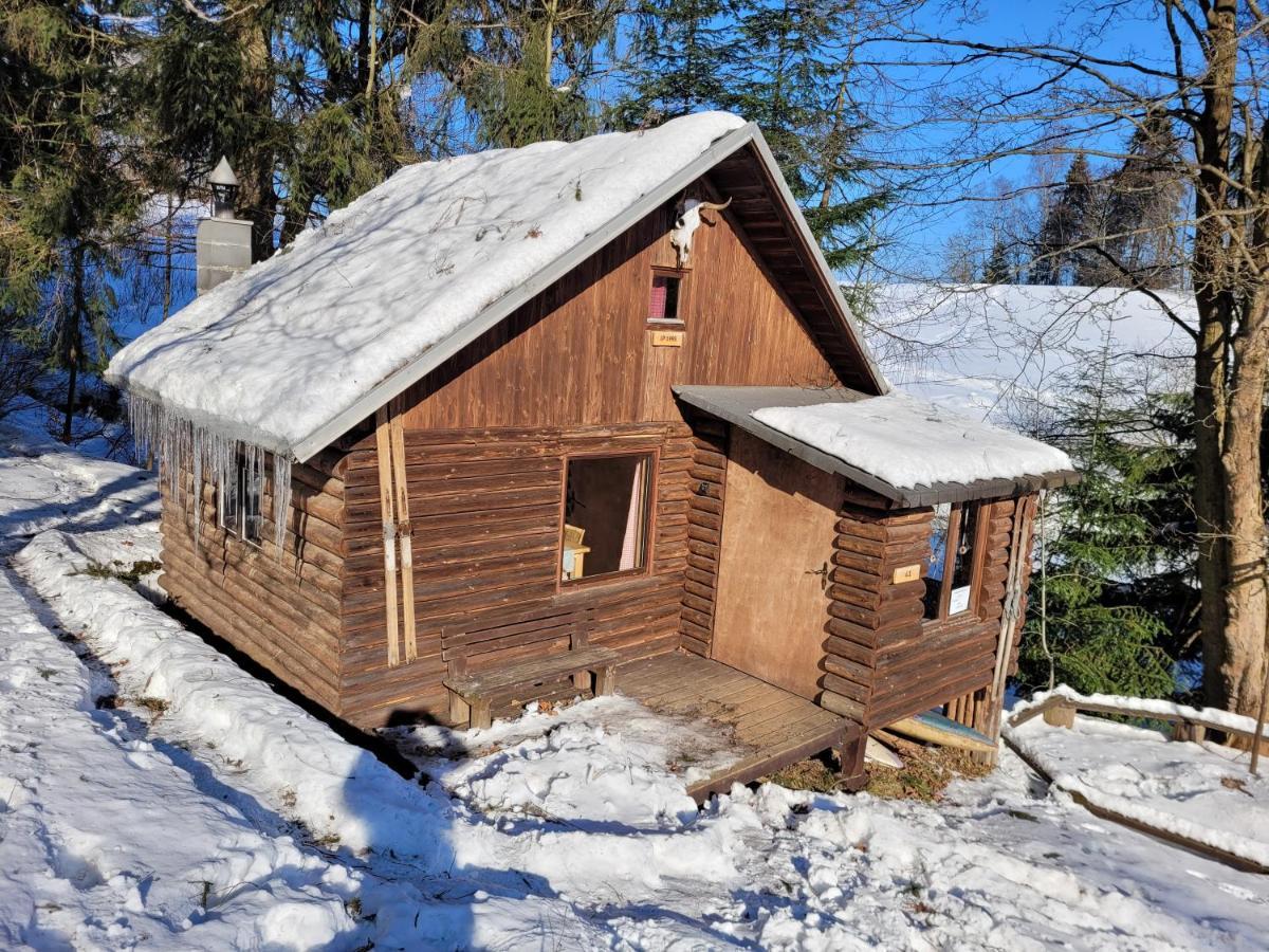 Srub Na Svahu Sjezdovky V Radvanicich Radvanice  Exterior foto