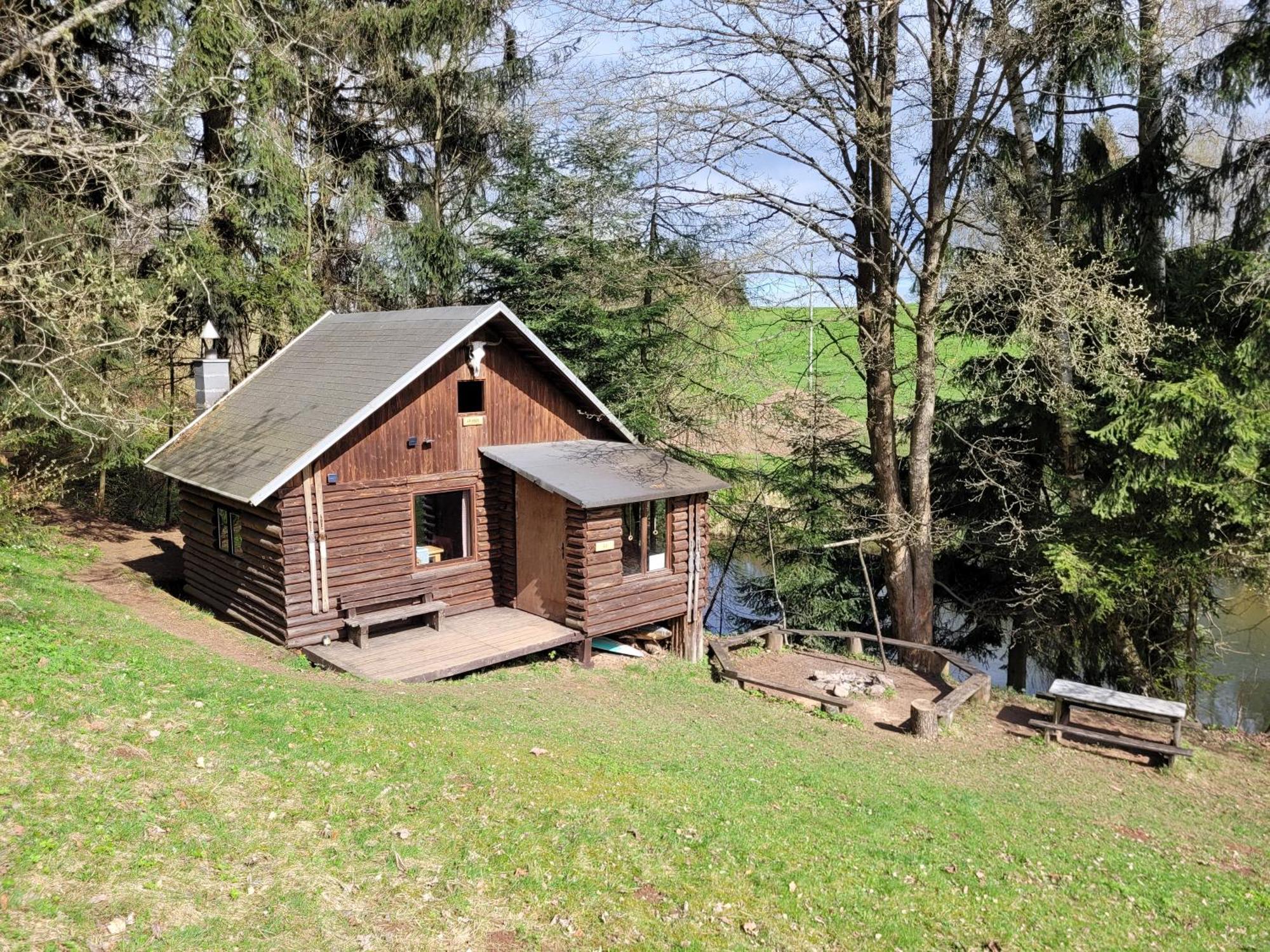 Srub Na Svahu Sjezdovky V Radvanicich Villa Radvanice  Exterior foto